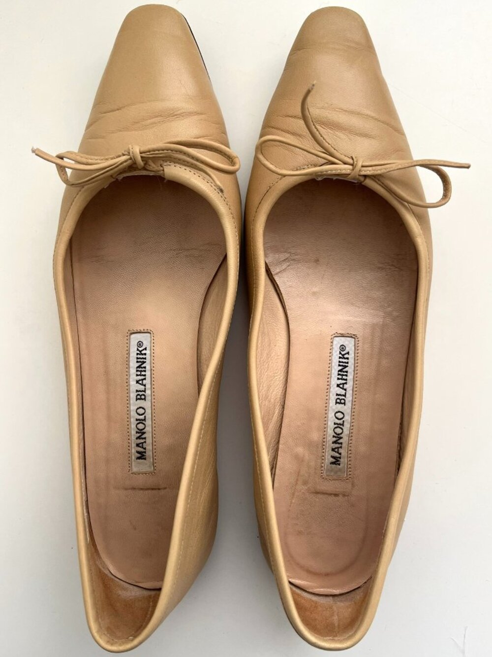 Manolo Blahnik Tan Leather Ballet Flats with Ties | Size 7.5